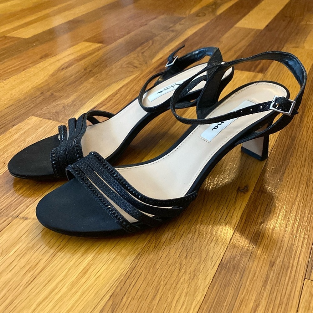 Nina Women’s Black Sparkly Heels Size 9
